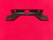 Load image into Gallery viewer, 2017-2020 Ford F250 F350 Super Duty Factory Rear Bumper Bar Bracket OEM
