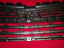 Load image into Gallery viewer, 2022-2023 Chevrolet Silverado 1500 Front Grill Assembly Silver Ice OEM Grille
