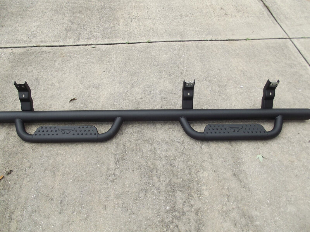 2019-2023 Nissan Titan Left side step Running Board OEM round black Crew Cab