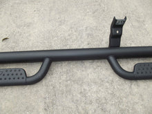 Load image into Gallery viewer, 2019-2023 Nissan Titan Left side step Running Board OEM round black Crew Cab
