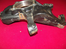 Load image into Gallery viewer, 2020-2024 Chevrolet Silverado GMC Sierra 2500 Front Right Knuckle 85124366 OEM
