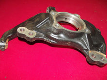 Load image into Gallery viewer, 2020-2024 Chevrolet Silverado GMC Sierra 2500 Front Right Knuckle 85124366 OEM
