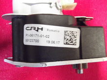 Load image into Gallery viewer, Amp Research Power Step CRH P1-06171-01-02 12V Motor

