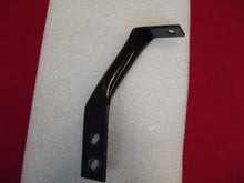 Load image into Gallery viewer, 2024-2025 GMC Sierra Chevrolet Silverado 2500 3500 left bumper brace 84911567
