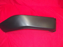 Load image into Gallery viewer, 2018-2026 Jeep Wrangler JL Rubicon ONLY Passenger Side Front Fender Flare OEM
