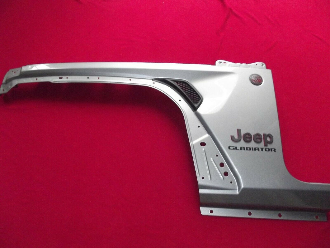 2018-2020 Jeep Gladiator Drivers left Side inner Fender Billet Silver OEM JL JT