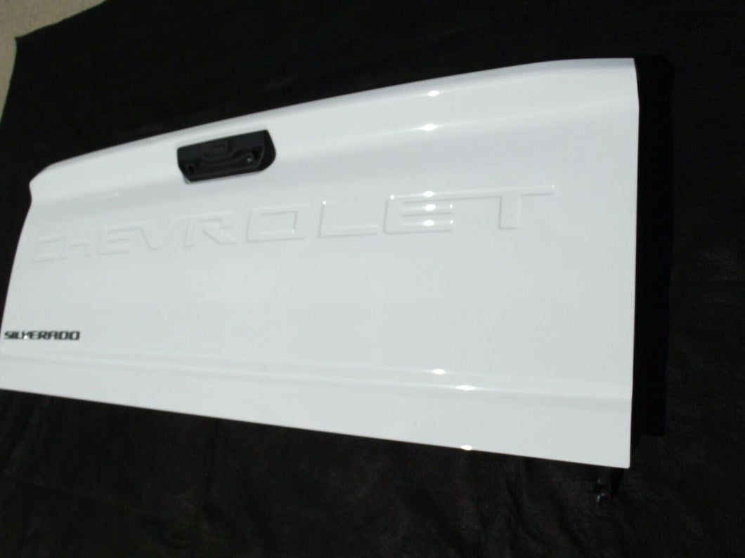 2019 2020 2021 Chevrolet Silverado 2500 liftgate tailgate White OEM camera ready