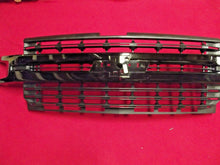 Load image into Gallery viewer, 2019 2020 2021 Chevrolet Silverado 1500 Front Grille Grill Black OEM
