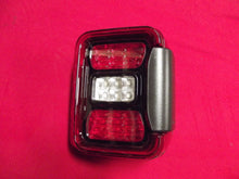 Load image into Gallery viewer, 2020 2021 2022 2023 JEEP GLADIATOR LED tail light right pass side OEM 68336582A
