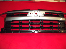 Load image into Gallery viewer, 2022-2023 Chevrolet Silverado 1500 Front Grill Assembly Silver OEM Grille Chevy
