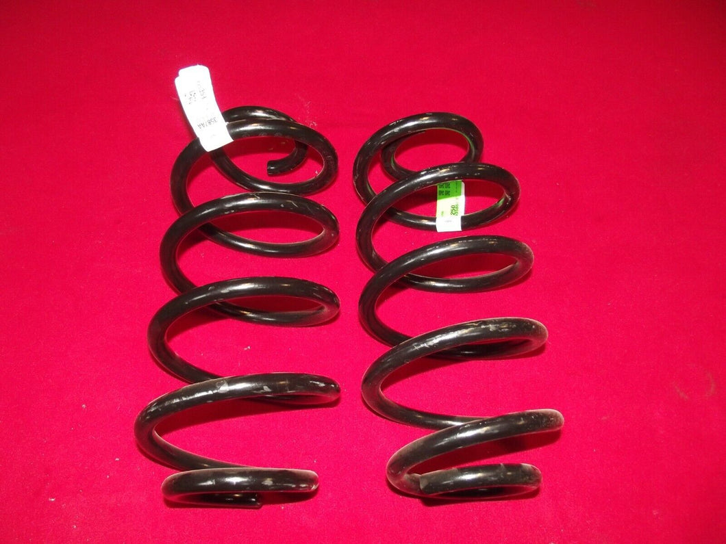 2020 2021 2022 2023 Jeep Gladiator JT Rear Coil Springs 68506118AA 68506117AA