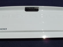 Load image into Gallery viewer, 2023 Chevrolet Silverado 2500 3500 Tail Gate tailgate OEM Camera
