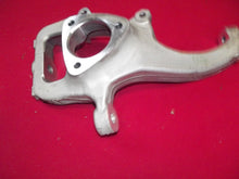 Load image into Gallery viewer, 2009-2022 RAM 1500 FRONT PASSENGER RIGHT SIDE SPINDLE STEERING KNUCKLE 68044704
